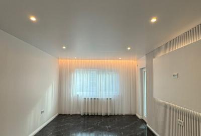 Apartament 3 camere decomandat etaj 2 Pia?a Mare, Sf. Gheorghe