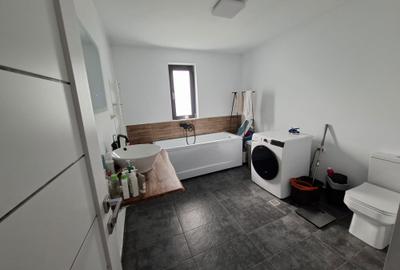 Casă cu 4 camere în Măcărești - 1