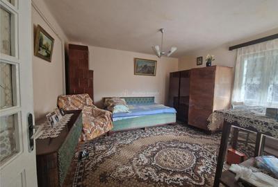 Casă cu Teren 321 Mp în George Enescu