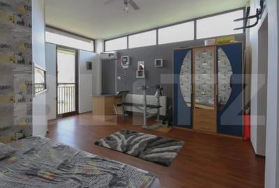 Casă cu 5 camere cu Teren 850 Mp în Central - 4