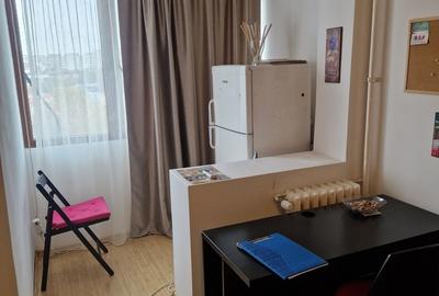 Iancului, Obor chiar langa metroul Iancului, langa Liceul Hasdeu - 8