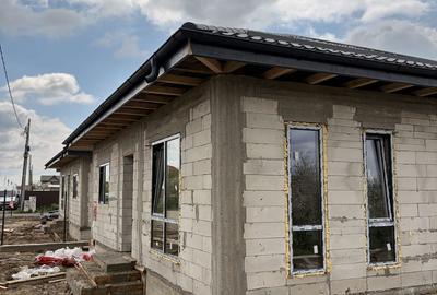 Casă cu 3 camere cu Teren 300 Mp în Central - 8