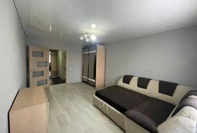Apartament cu 2 camere decomandat în Apărătorii Patriei - 3