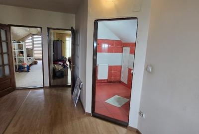 Casă individuală cu 4 camere cu Canalizare în Aninoasa - 10
