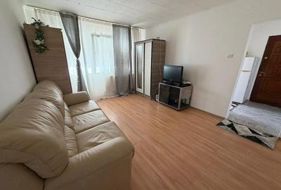 Apartament cu 2 camere nedecomandat în Central