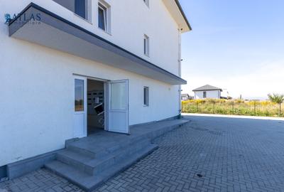 Garsonieră deosebita la mansarda, 34 mp, terasa, parcare, panorama Piatra Mare - 12