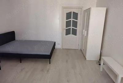 Garsonieră semidecomandată în Basarabia