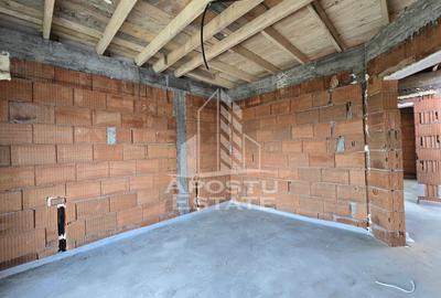 Duplex cu 4 camere cu Teren 258 Mp în Șag - 12