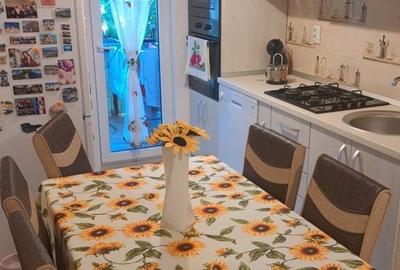Apartament cu 3 camere decomandat în Decebal - 1
