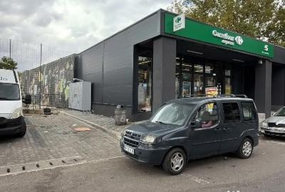 Spațiu comercial, de 326 mp, în Central - 7