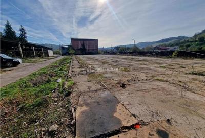 Spațiu comercial, de 1,200 mp, în Central - 5