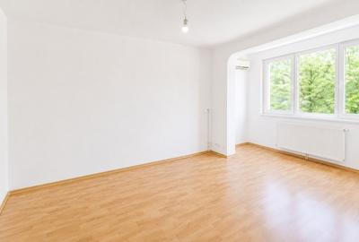 Apartament cu 3 camere decomandat în Politehnica - 1
