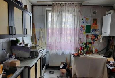 Vanzare apartament de 3 camere Dr Taberei-Valea Oltului - 1