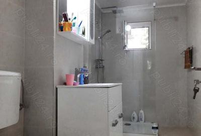 VAND(SCHIMB CU CASA) Apartament 4 camere decomandat, cartier Micalaca - 2