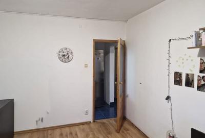 Garsonieră decomandată în Central - 4