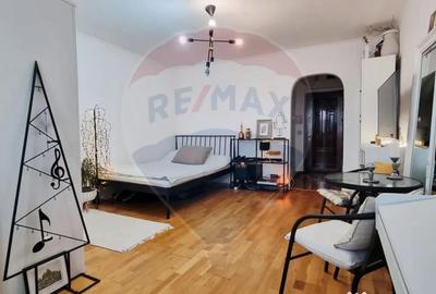 Garsonieră semidecomandată în Costin Georgian - 4