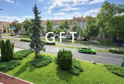 Apartament cu 3 camere semidecomandat în Central - 1