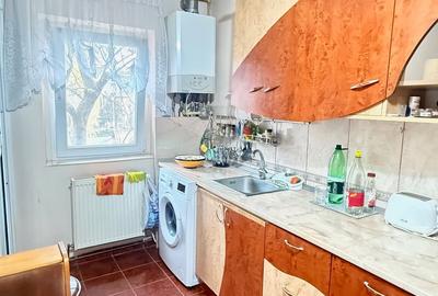 Apartament cu 4 camere decomandat în Central - 3