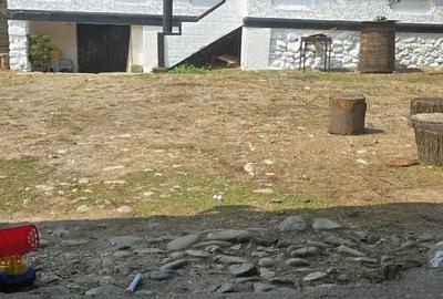 Casă cu 4 camere în Rugi - 1