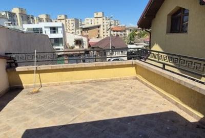 VILA  SPATIOASA| TROCADERO | MOBILATA - 11