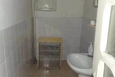 Spațiu comercial, de 50 mp, în Central - 2