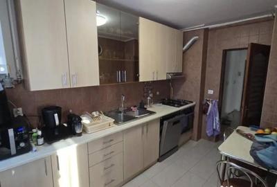Apartament cu 3 camere decomandat în Central - 7