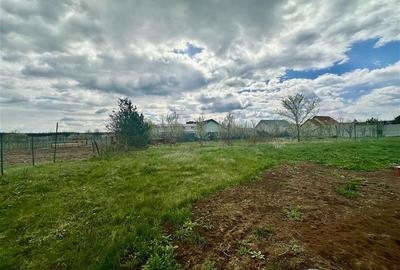Teren de vanzare Ghermanesti - 869 mp, utilitati, deschidere 30m - 7