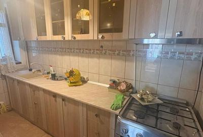 Apartament cu 3 camere decomandat în Central - 8