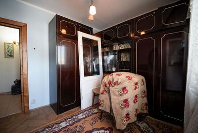 Apartament cu 4 camere decomandat în Central - 32