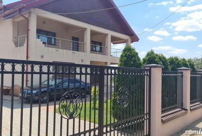 Vila impozanta in zona linistita la 15 minute de capitala! - 3