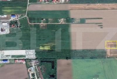 Teren de 3300 mp, în Lucian Blaga - 1