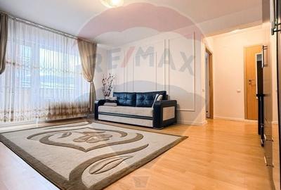 Apartament cu 2 camere semidecomandat, mobilat în Florești
