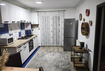 Apartament 4 camere cu balcon si pivnita zona Vasile Aaron - 3