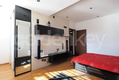 Apartament spatios cu 4 camere - 11