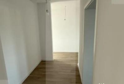 Casă cu 4 camere cu Teren 510 Mp în Central - 1