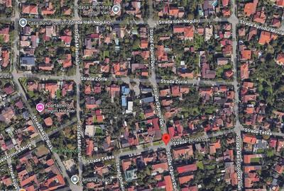 Casa din caramida pe colt cu doua fronturi stradale - 3