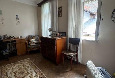 Casă cu 3 camere cu Canalizare în Ultracentral - 2