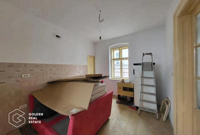 Apartament 2 camere, etajul 1, Oras Lipova - 11