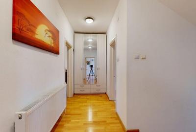 Casă cu 8 camere cu Canalizare în Iancu Nicolae - 7