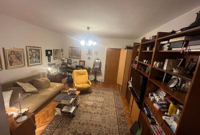 Titan-Policlinica,Garsonieră Parc IOR - 1