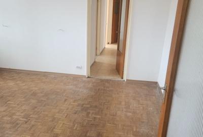 Apartament cu 4 camere semidecomandat în Apărătorii Patriei - 13