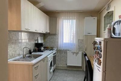 Vand apartament 2 camere decomandat - 4