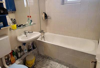 Apartament cu 2 camere decomandat în Văcăresti - 6