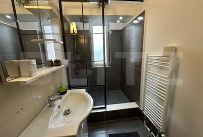 Apartament cu 2 camere 65 mp, zona UMF - 8