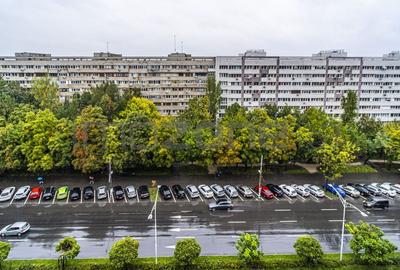 Apartament deosebit, piata Veteranilor, bloc stradal, reabilitat, bucatarie 10mp - 12