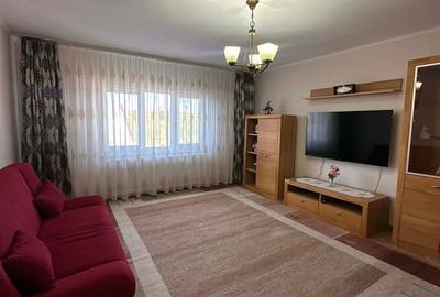 Apartament cu 3 camere decomandat în Micro 16 - 13