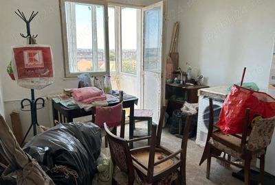 Vand apart.3 camere in Vlaicu,Fortuna,etaj 6 din 10. Vand apart.3 camere in Vlaicu,Fortuna,etaj 6 din 10. - 3