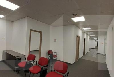 Spațiu comercial, de 873 mp, în Central - 3