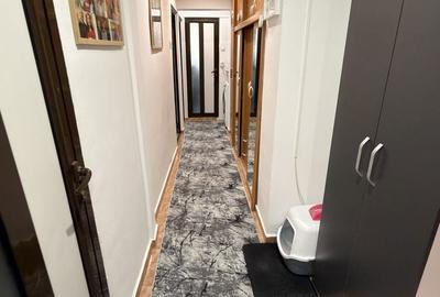 Apartament cu 3 camere decomandat în Tomești - 2