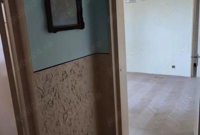 De vanzare : apartament cu 2 camere, 43 m2, Hunedoara, Micro 4, bloc din caramida. Centrala pe gaz. - 7